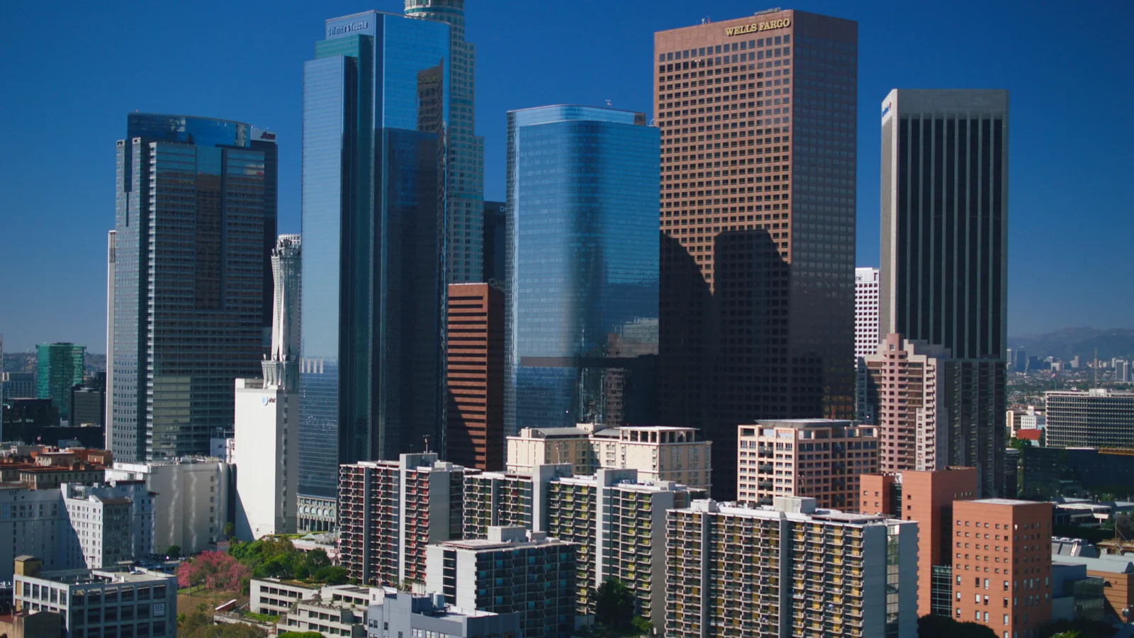 Los Angeles, CA skyline background