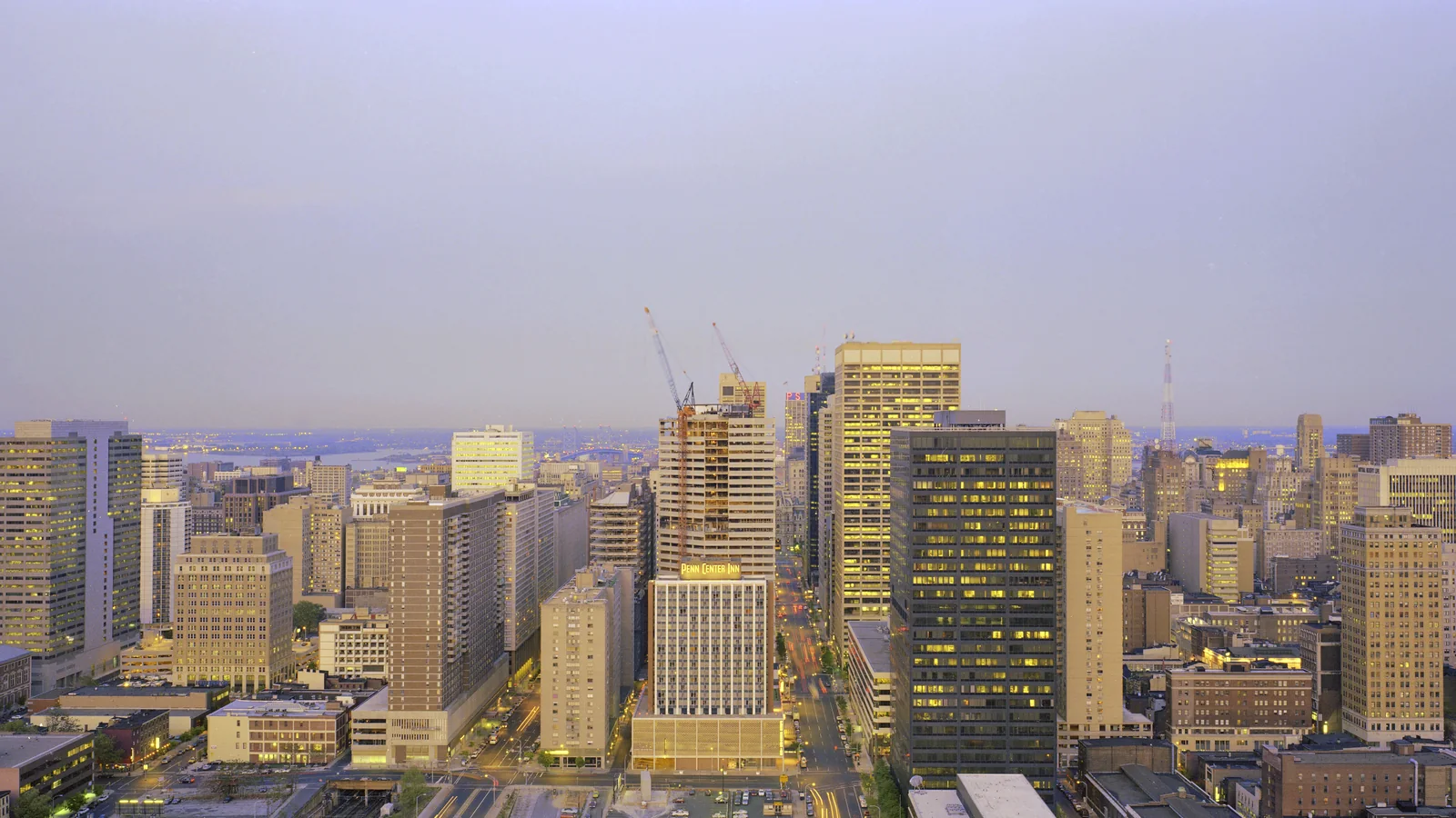 Philadelphia, PA skyline background